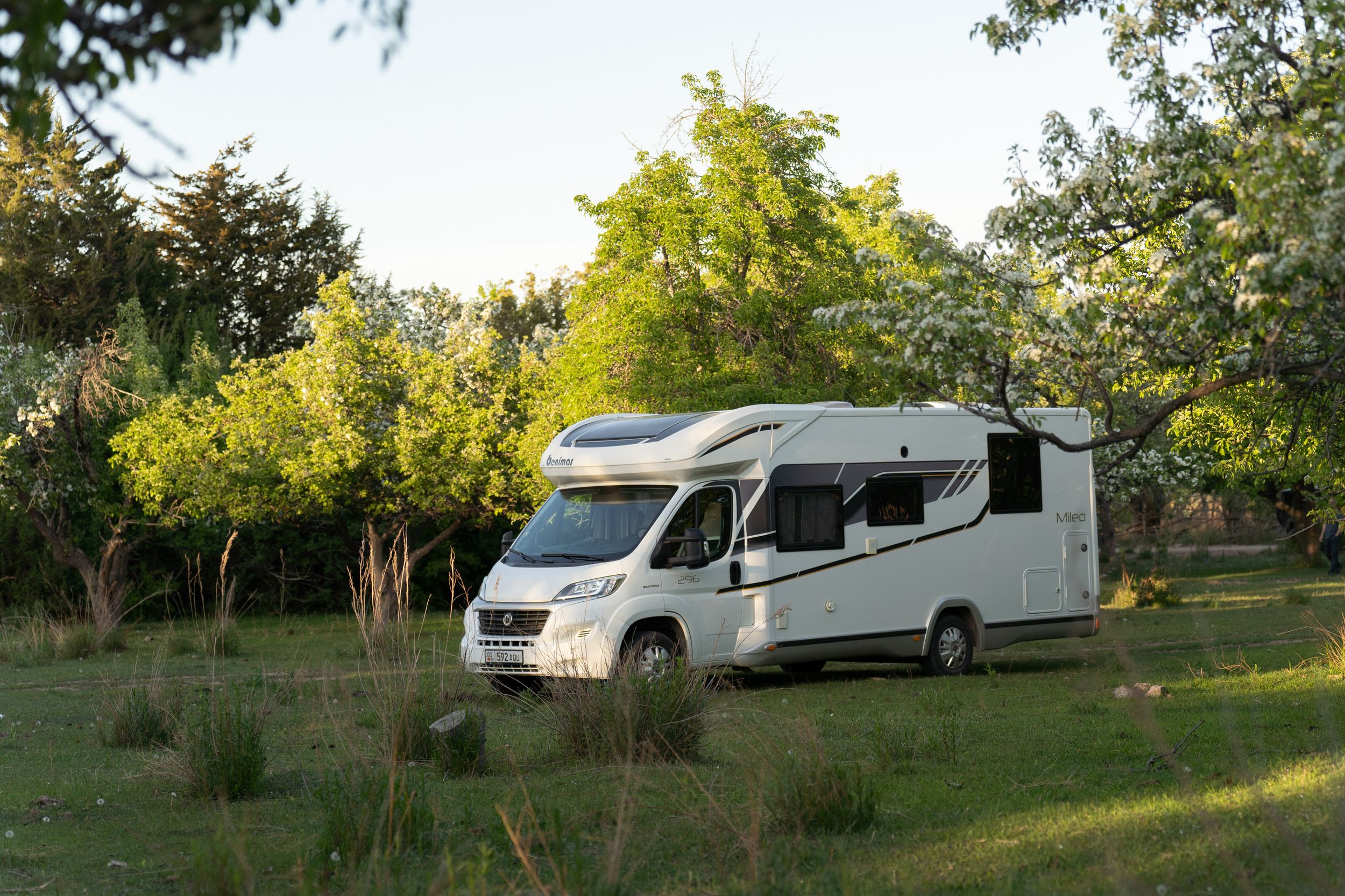 Арендовали кемпер на 10 дней. Всё прошло идеально, от бронирования на сайте до возврата ключей! Ребята профессионалы, всегда были на связи в WhatsApp и Telegram. Подсказывали лучшие точки для стоянок. Кемпер чистый, техника работает исправно, Машина полностью укомплектована для автономного проживания, а природа Кыргызстана просто невероятна!
